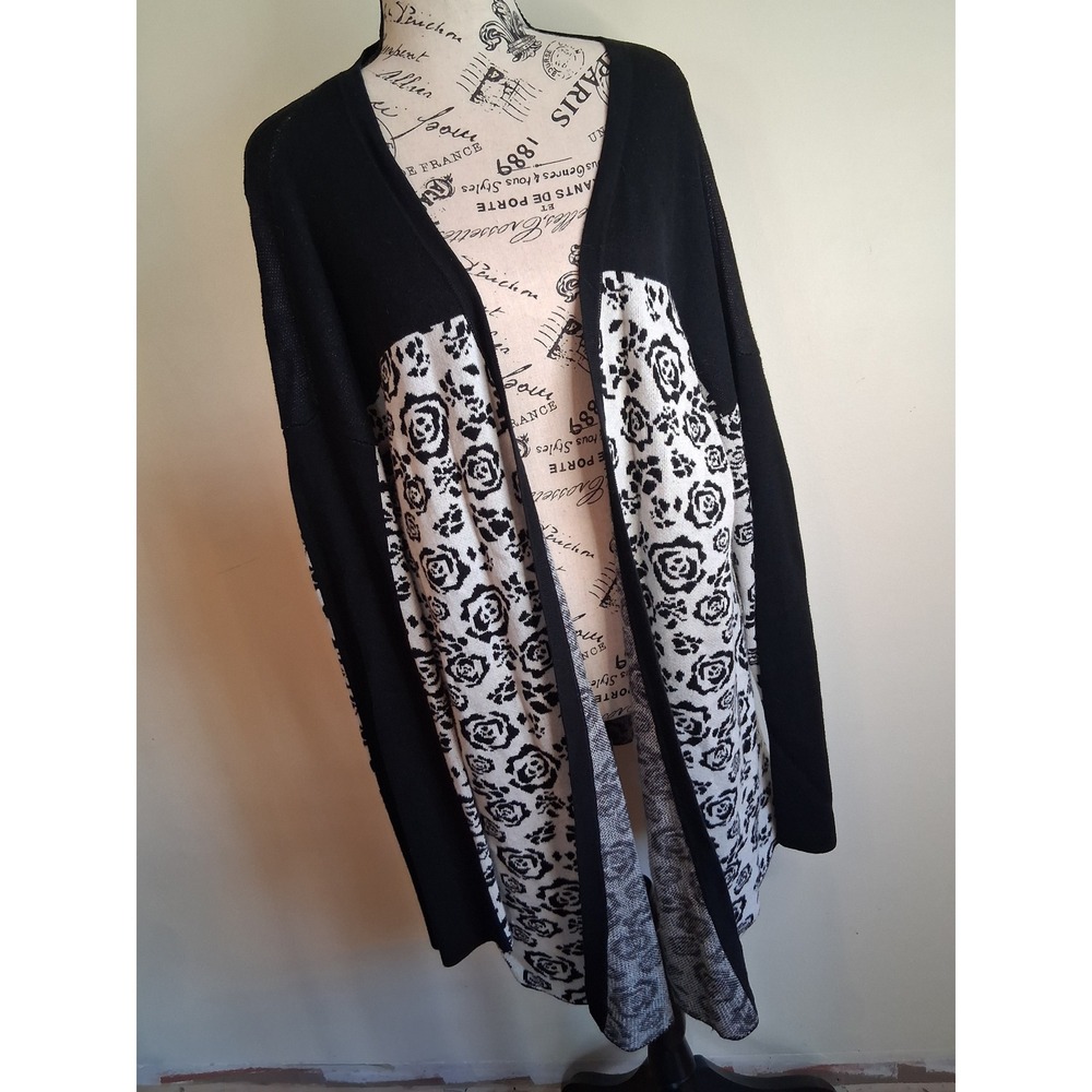 Belldini Womens XL Black White Floral Rose Open Front Longline Cardigan Sweater